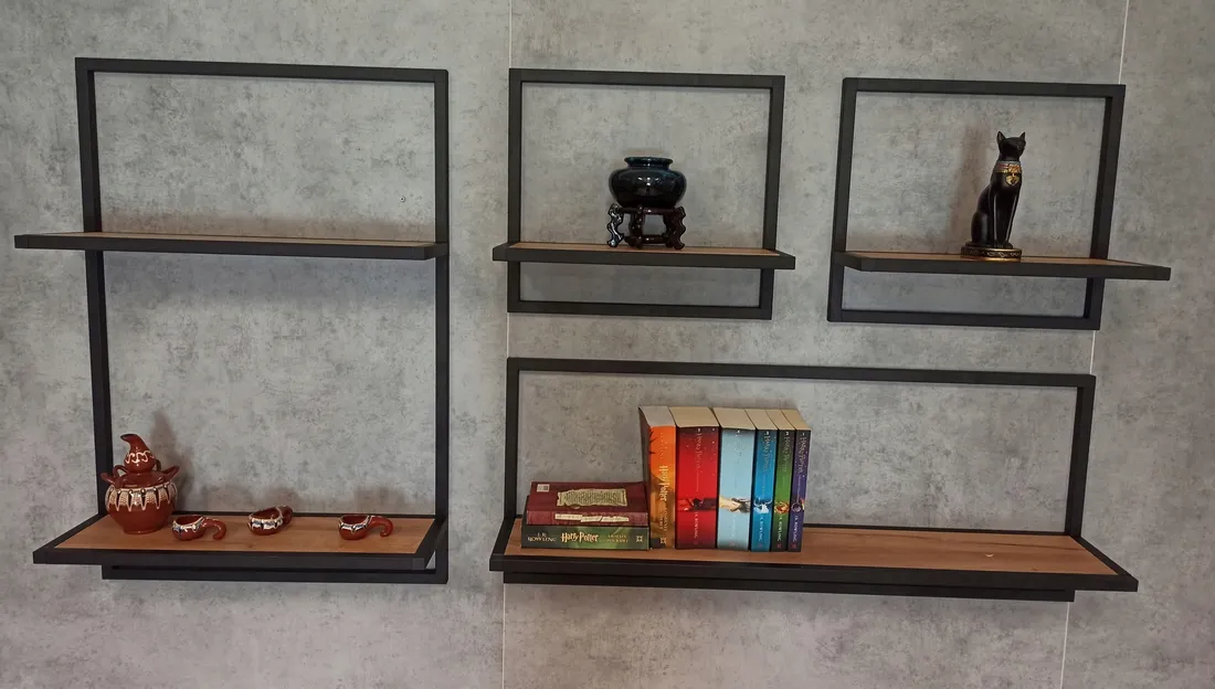 polka-scienna-loft-w-ramie-industrialna-alu-60x90