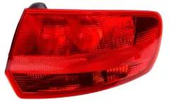 audi-a3-03-08-lampa-tylna-prawa-zewnetrzna-nowa