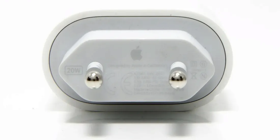oryginalna-ladowarka-apple-a2347-usb-3-1-typ-c-2ma-stan-nowy