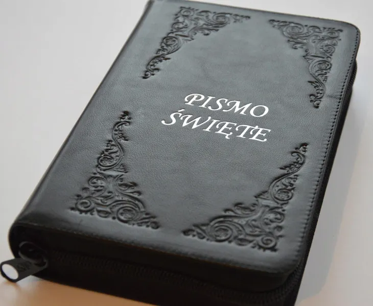 Biblia Tysiąclecia Oazowa Pismo Święte ST i NT skórzana CZARNA paginatory