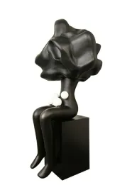 moosee-lampa-podlogowa-human-in-the-clouds-czarna