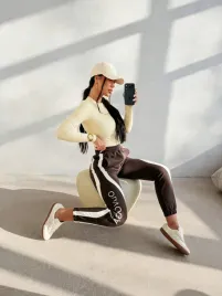 spodnie-damskie-fikor-olavoga-czekoladowy-m