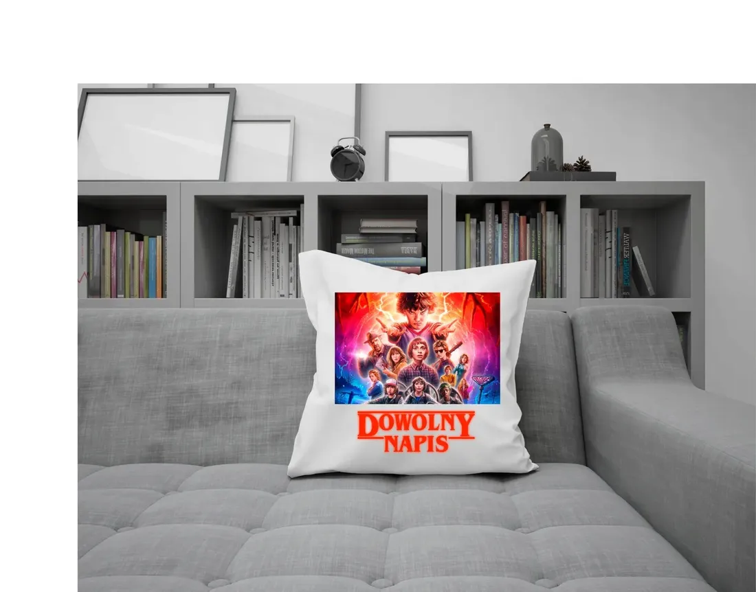 poduszka-stranger-things-dowolny-napis-gratis