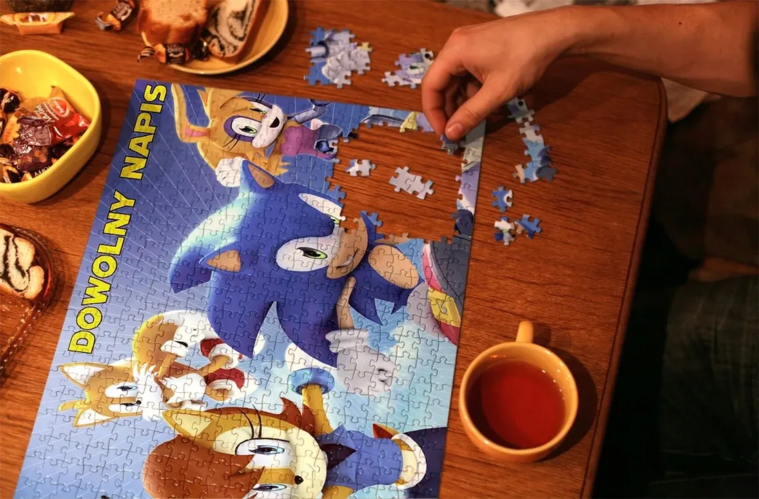 puzzle-sonic-z-twoim-napisem-252-el