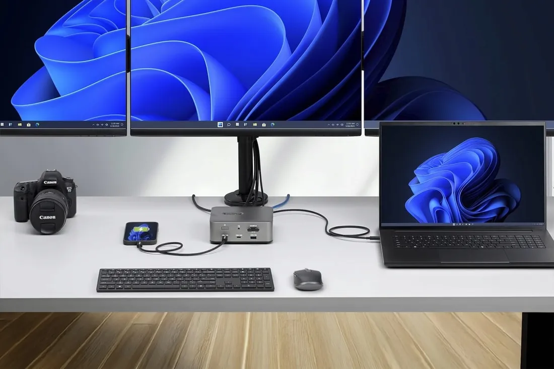 startech-215ue-tb5usb4dock-stacja-dokujaca-przewodowa-thunderbolt-5-szar