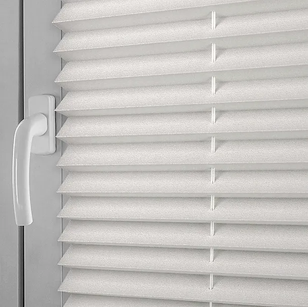 roleta-plisowana-biala-55-x-130-cm-typ-montazu-bezinwazyjny