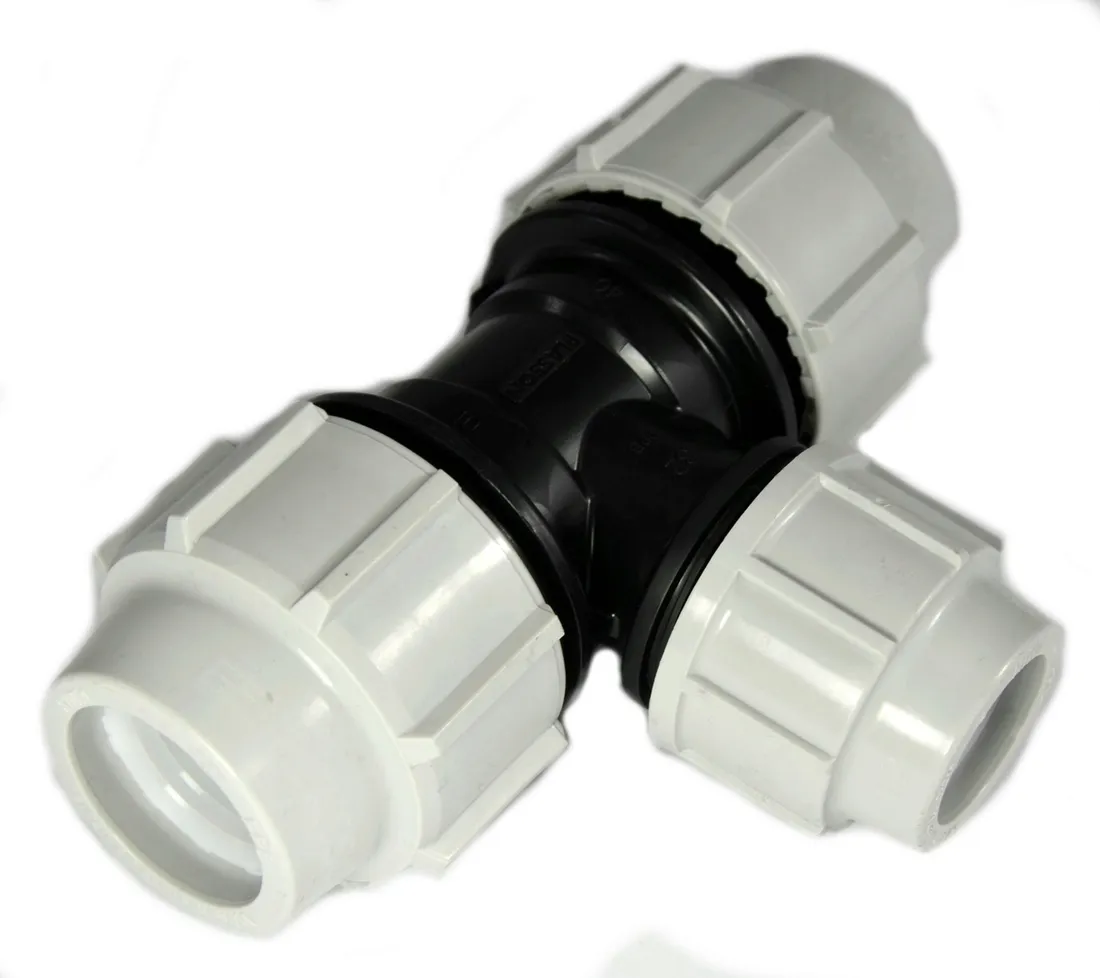 trojnik-pe-32x32x32-plasson-skrecane-do-rur-pe-stan-nowy