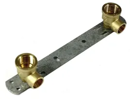 listwa-z-kolanami-15x-1-2-do-miedzi-pod-baterie-150-mm