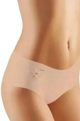 emili-figi-flower