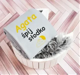 spij-slodko-koc-z-haftem