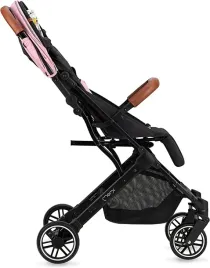 momi-estelle-wozek-spacerowy-spacerowka-walizka