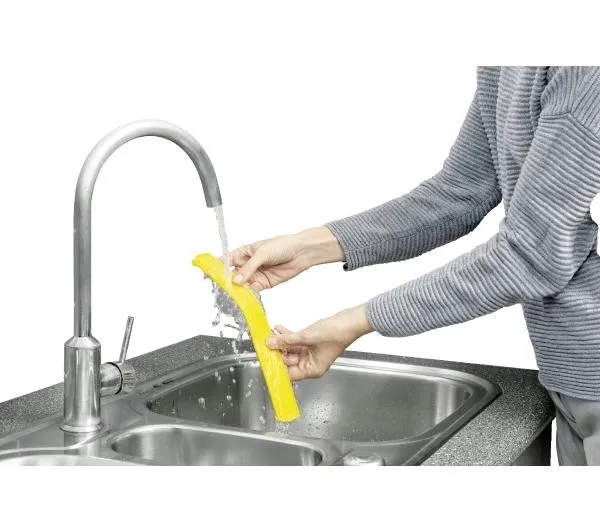 myjka-do-okien-karcher-28-cm-maksymalna-szerokosc-sciagaczki-28-cm