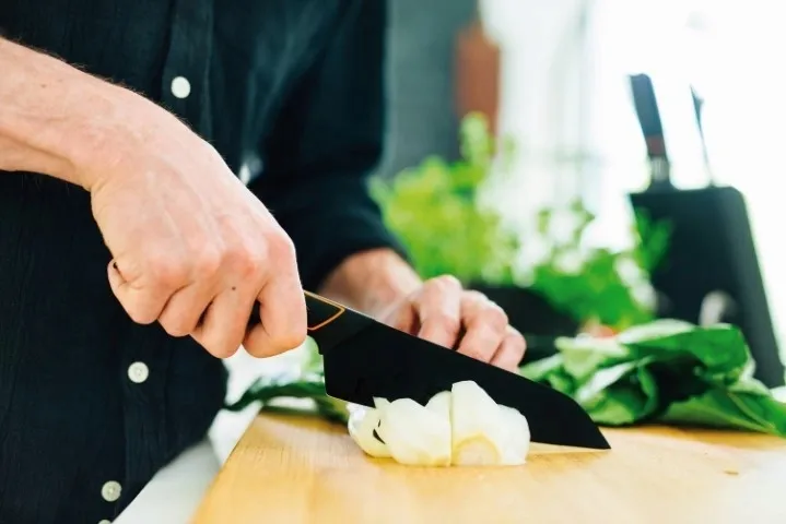 noz-do-siekania-fiskars-17-cm-waga-z-opakowaniem-0-15-kg