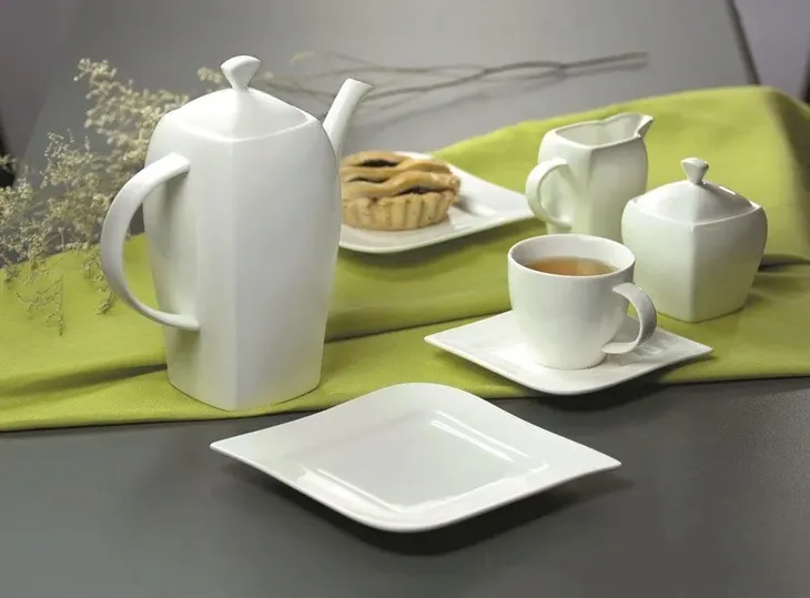 mlecznik-fala-180ml-amb-material-wykonania-porcelana