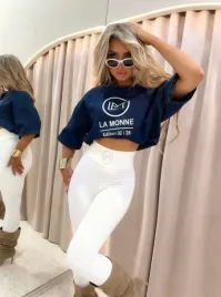 t-shirt-lamonne-denim-vibe-ciemny-jeans
