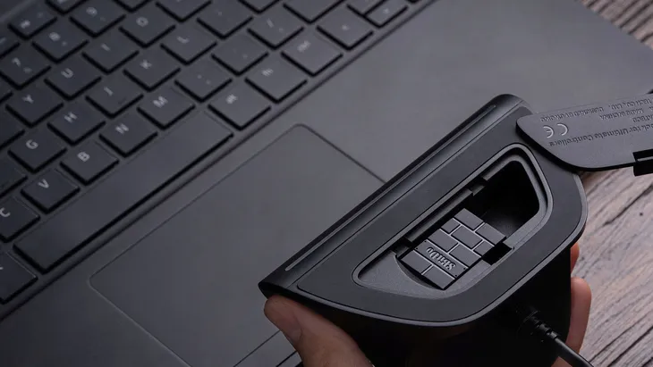 kontroler-8bitdo-ultimate-3-mode-xbox-controller-czarny-usb-c-2-4ghz-bt-zawiera-baterie-tak