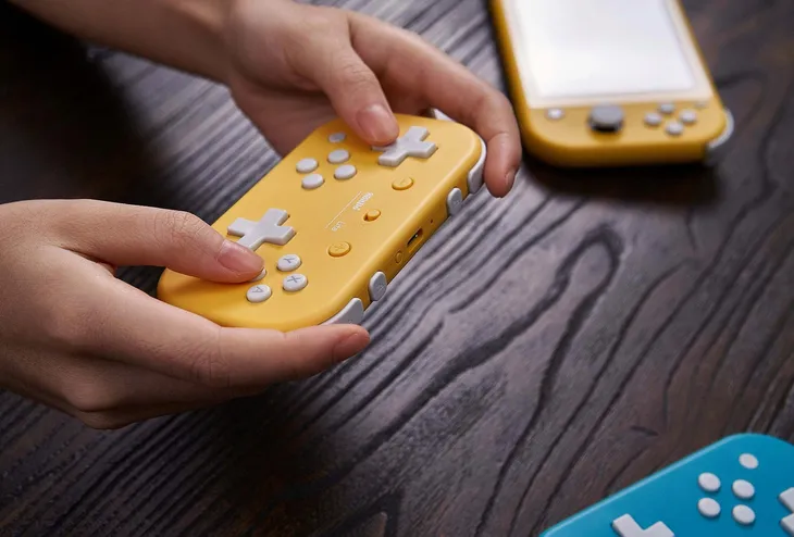 pad-bezprzewodowy-8bitdo-lite-zolty-kompatybilne-platformy-nintendo-switch