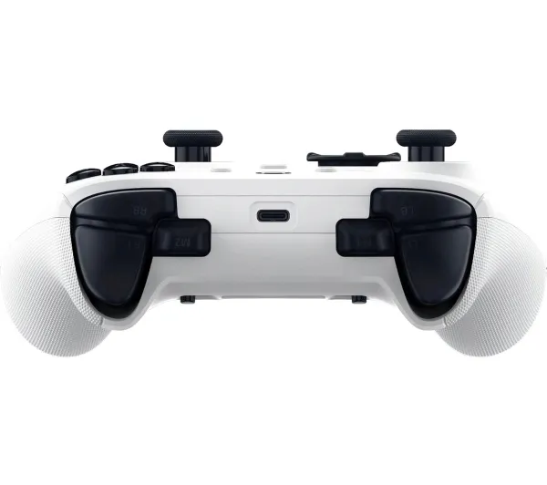 pad-razer-wolverine-v3-pro-do-pc-xbox-bezprzewodowy-zasilanie-akumulatorowe