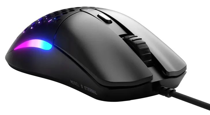 mysz-glorious-o-eternal-czarny-profil-myszy-praworeczna