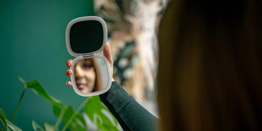 lusterko-kieszonkowe-bialy-humanas