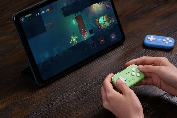 kontroler-pad-game-8bitdo-micro-bluetooth-zielony-nintento-switch-android-komunikacja-bezprzewodowa-bluetooth