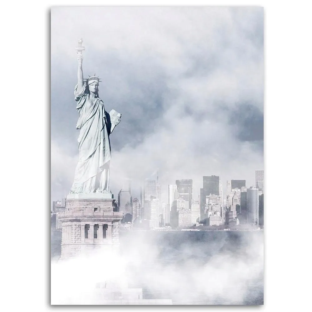 obraz-na-plotnie-statua-wolnosci-we-mgle-40x60