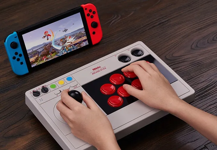8bitdo-arcade-stick-2-4g-bt-usb-joystick-pc-switch-komunikacja-bezprzewodowa-radiowa