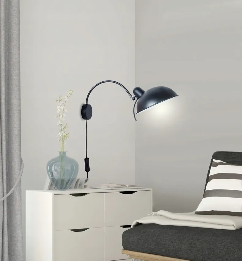 obrotowa-lampa-scienna-kinkiet-nad-lozko-do-czytania-z-wlacznikiem-na-kablu