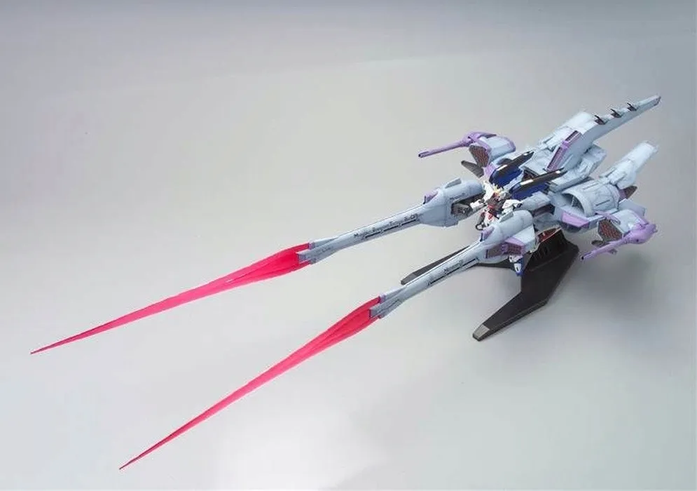 figurka-bandai-gundam-waga-z-opakowaniem-0-2-kg
