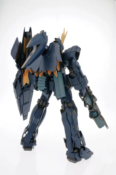 figurka-bandai-gundam-postac-banshee-norn
