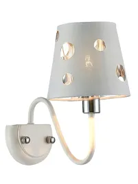lampa-na-sciane-kinkiet-z-tkaniny-metal-dziurki