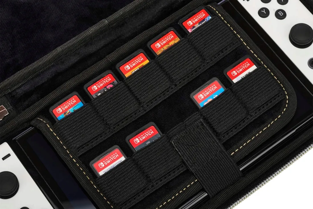 etui-powera-nscs0054-01-do-nintendo-switch-waga-z-opakowaniem-0-246-kg