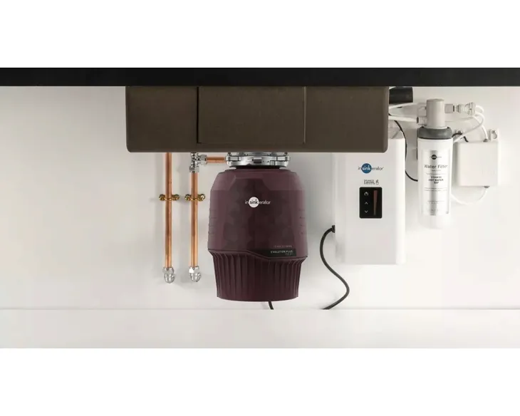 rozdrabniacz-odpadow-insinkerator-evolution-750-plus-ec-wysokosc-312-mm