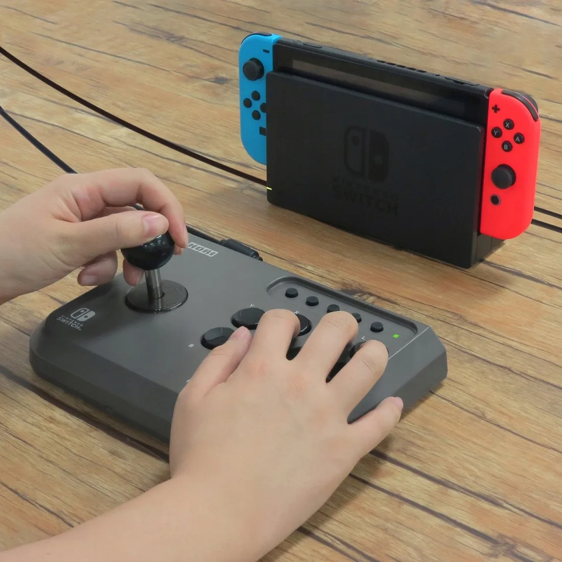 hori-fighting-stick-mini-na-nintendo-switch-kolor-czarny