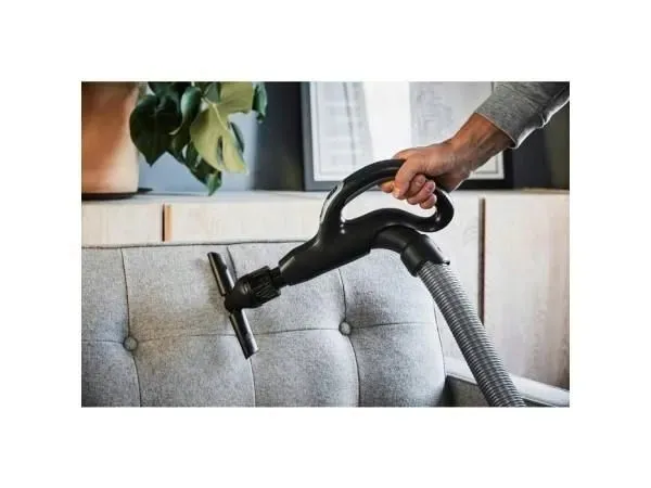 odkurzacz-workowy-electrolux-pd82-4st-konstrukcja-teleskopowa-rura