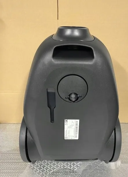 odkurzacz-workowy-electrolux-pd82-4st-zalaczone-wyposazenie-podrecznik-uzytkownika