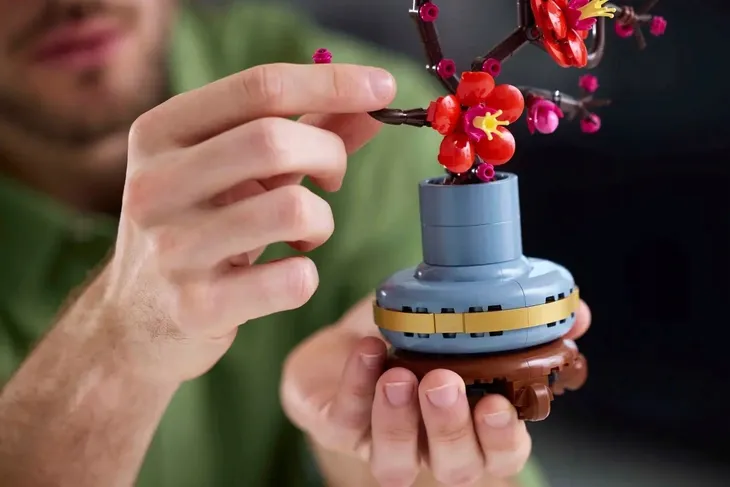 lego-botanicals-10369-japonska-morela-informacje-dot-bezpieczenstwa-i-zgodnosci-produktu-nie-nadaje-sie-dla-dzieci-w-wieku-ponizej-36-miesiecy