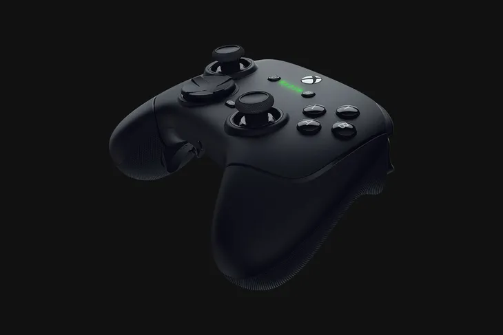 gamepad-razer-wolverine-v3-pro-pc-xbox-bezprzewodowy-hall-effect-wibracje-tak