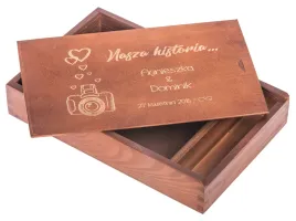 pud-na-zdj-i-pendrive-15x21cm-kolor-orzech-grawer