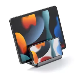 satechi-podwojny-pionowy-stojak-na-macbook-air-pro-ipad-iphone