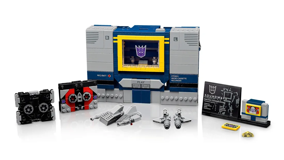 lego-icons-transformers-soundwave-10358