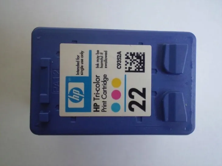 tusz-hp-c9352ae-trojkolorowy-kolor-trojkolorowy-model-c9352ae