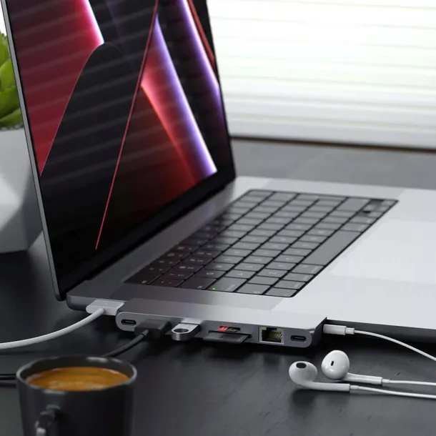 hub-satechi-pro-max-do-macbook-usb-typu-c-szary-marka-satechi