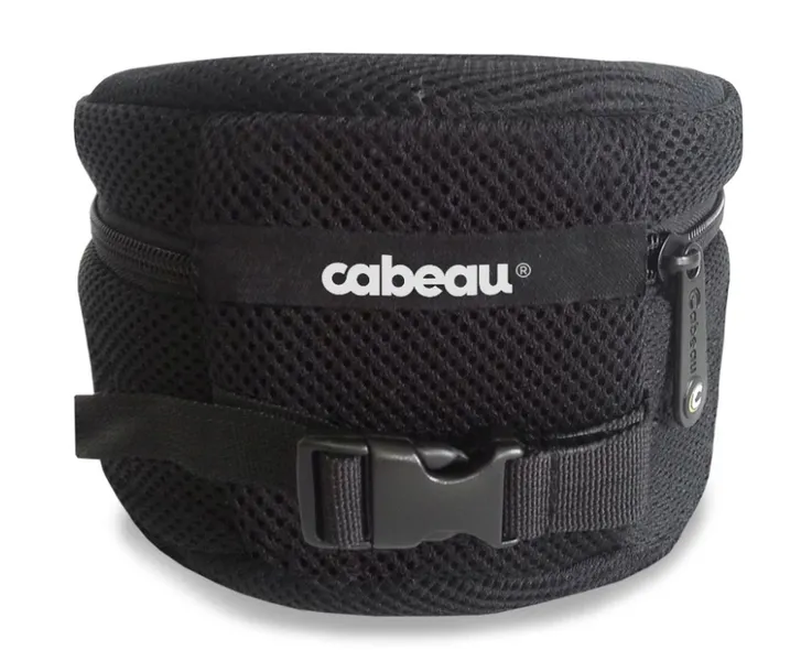 poduszka-podrozna-cabeau-evolution-cool-czarno-czerwony-kod-producenta-tpec2825