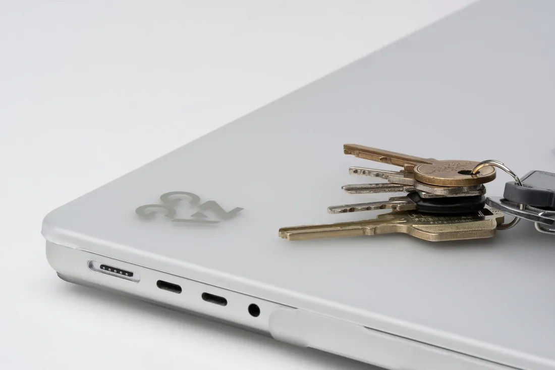 zagg-hardshell-do-macbook-pro-16