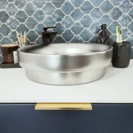 umywalka-nablatowa-okragla-40-cm-ari-silver-massi