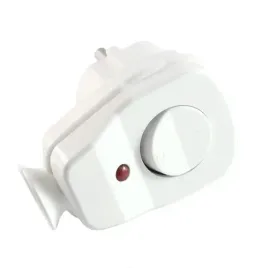 wtyczka-sieciowa-katowa-z-led-i-wylacznikiem-produkcja-polska