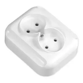 gniazdo-bez-uziemienia-podwojne-natynkowe-biale