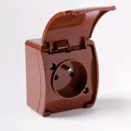 gniazdo-pojedyncze-z-klapka-z-uziemieniem