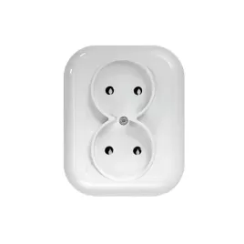 gniazdo-bez-uziemienia-podtynkowe-podwojne-biale